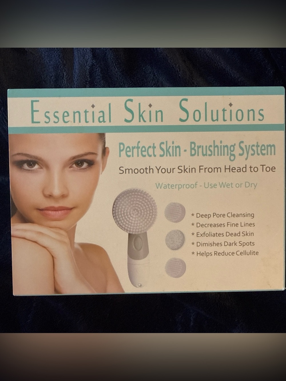 Essential Skin Solution Perfect Skin Brushing System — White and Teal